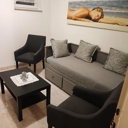 Apartment Suran Pula