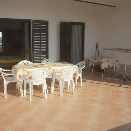 Apartment Suran Pula
