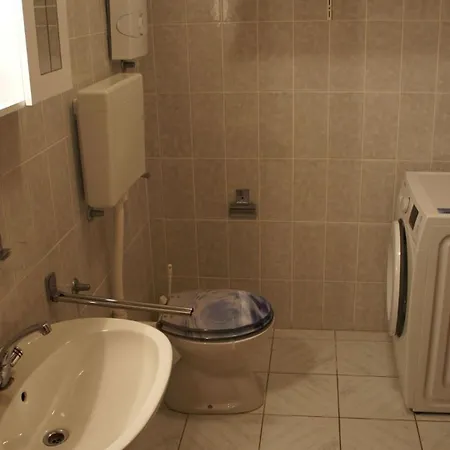 Apartment Suran Pula